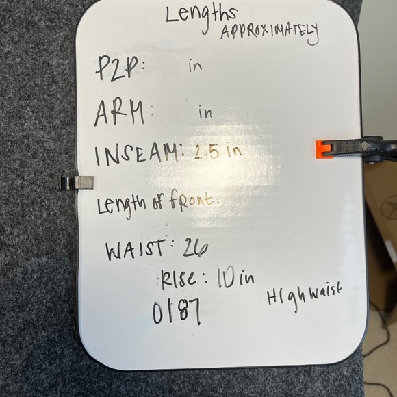 Levis 501 Original High Waisted Distressed Denim Cut Off Shorts Light Wash NWOT - Picture 10 of 10